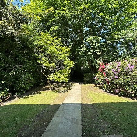 Villa House On The Hill Harrow on the Hill Exterior foto