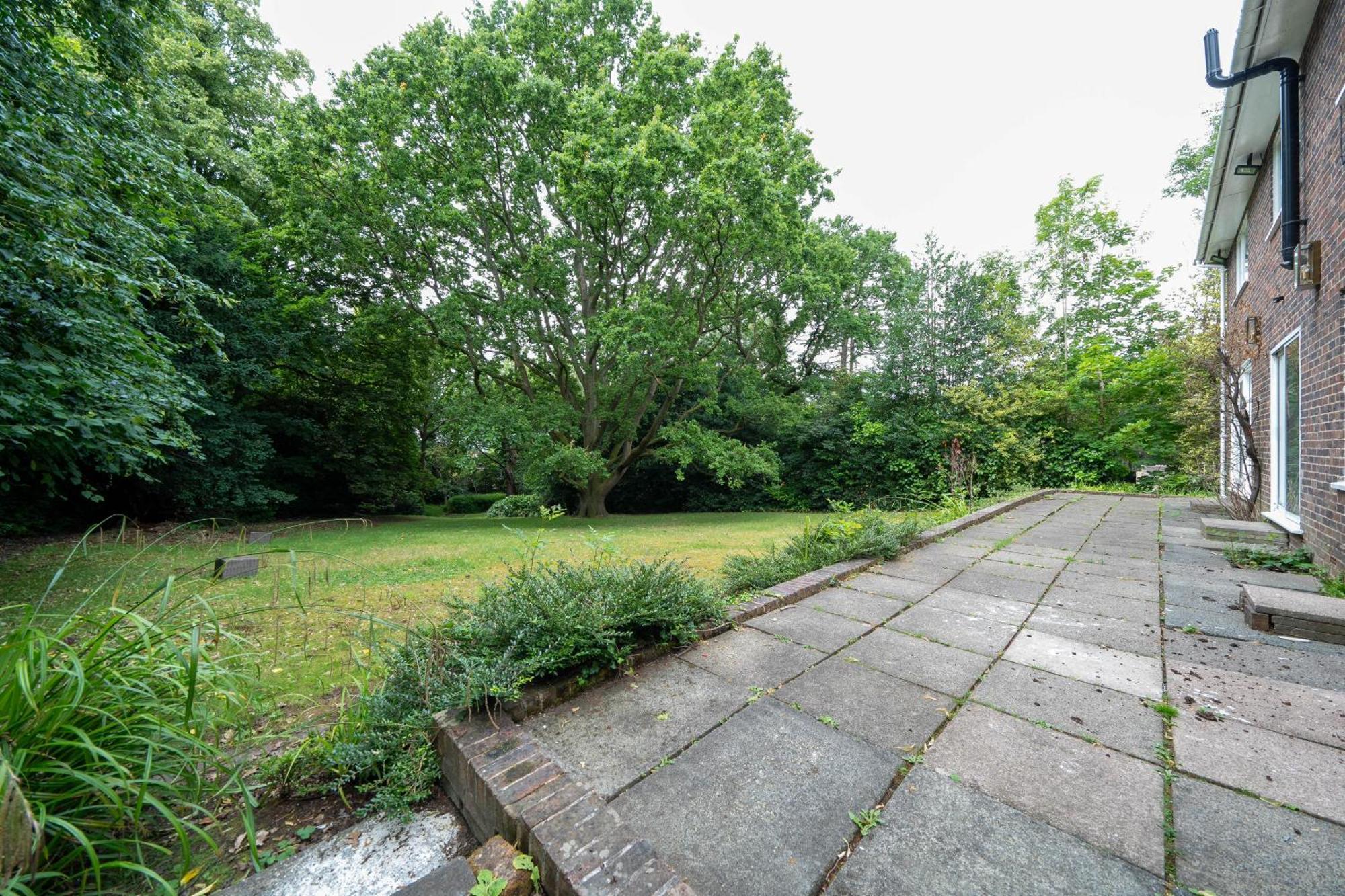 Villa House On The Hill Harrow on the Hill Exterior foto