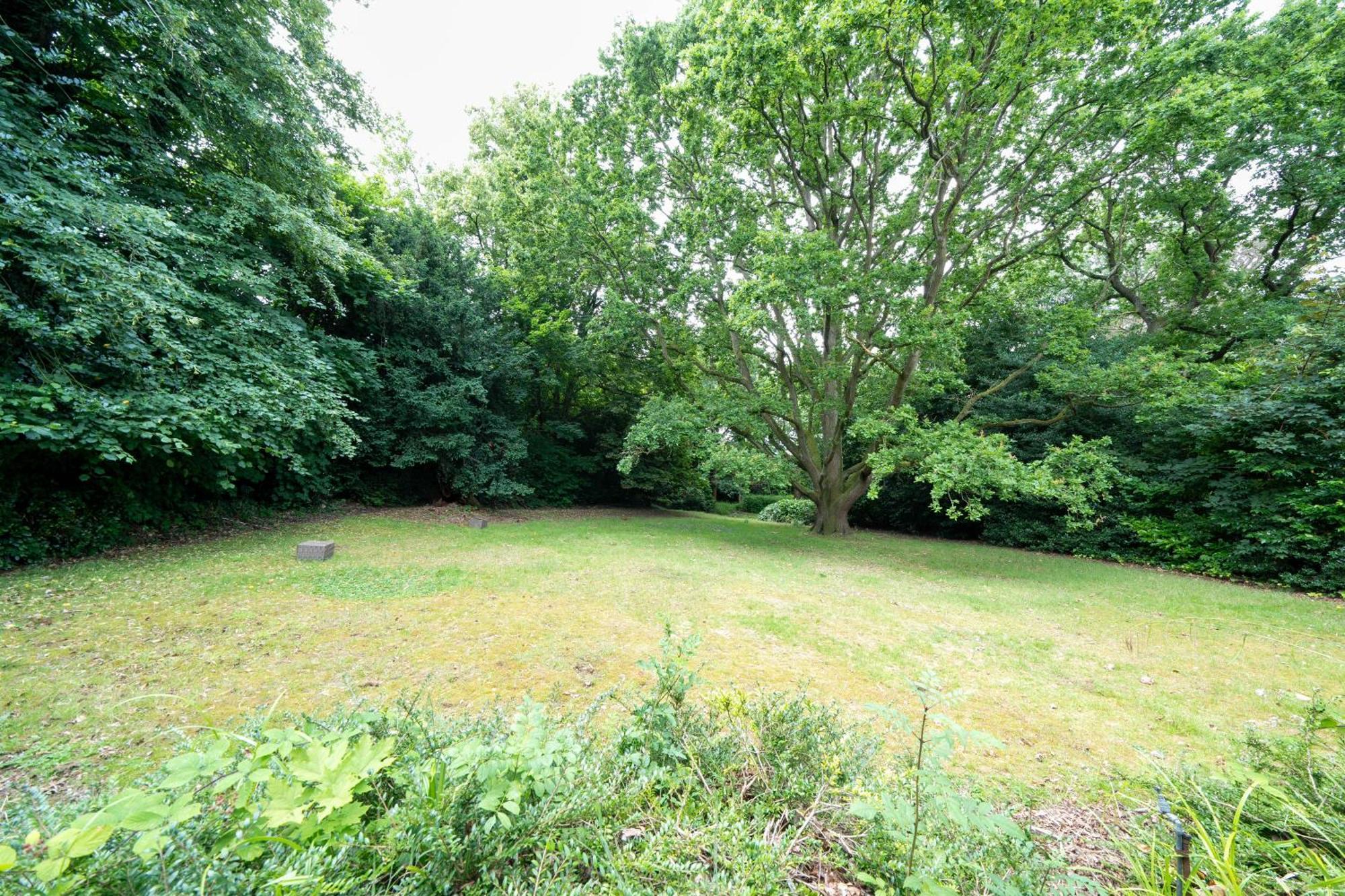 Villa House On The Hill Harrow on the Hill Exterior foto